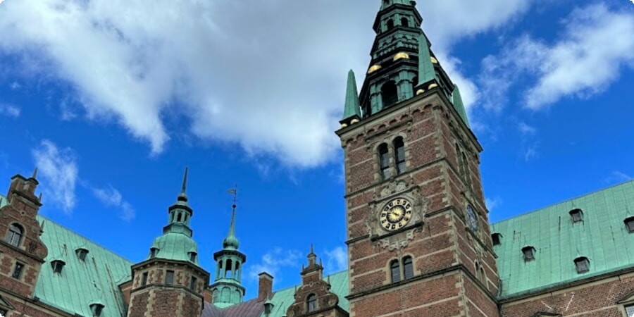 Kuninkaallinen loisto ja tanskalainen perintö: Frederiksborgin paikkaan tutustuminen